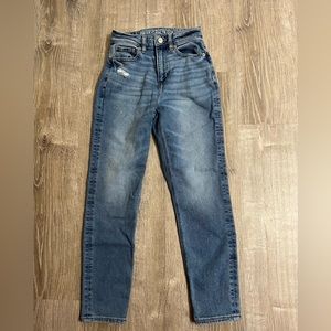 American Eagle mom jeans